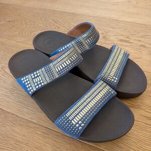 FitFlop Aztec Chada Slide Women's Wedge Heels Sandals Blue w/ Gold studs Sz. 9